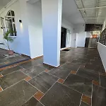 Blue Bay Beach Apartment