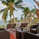 Boutique Villa On The Rocks With Stunning Sea Views, Infinity Pool & Private Sea