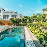 Ocean Legend - Tamarina Beach