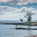 Villasun Beachfront Villa