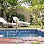 West Island Resort Sport And Spa By Lov