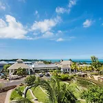 Azuri Resort -Sea View & Golf Luxury Apartment