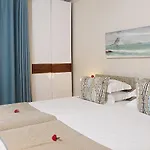 Leora Beach By Horizon Holidays