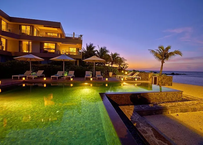 Bon Azur Beachfront Villa & Penthouses