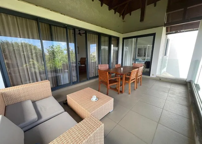 Spacious 3-Bedroom Penthouse With Sea Views In Azuri Mauritius