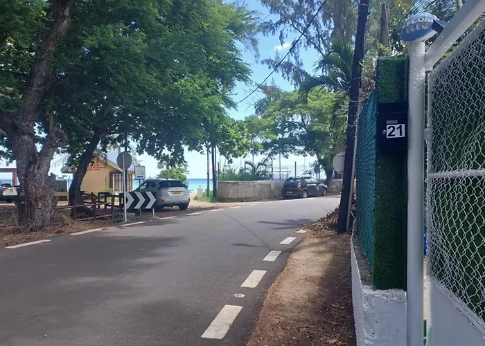 Bord De Mer Lagon Bleu