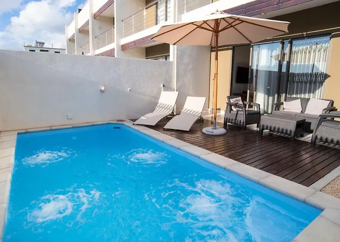Seasonal Villa