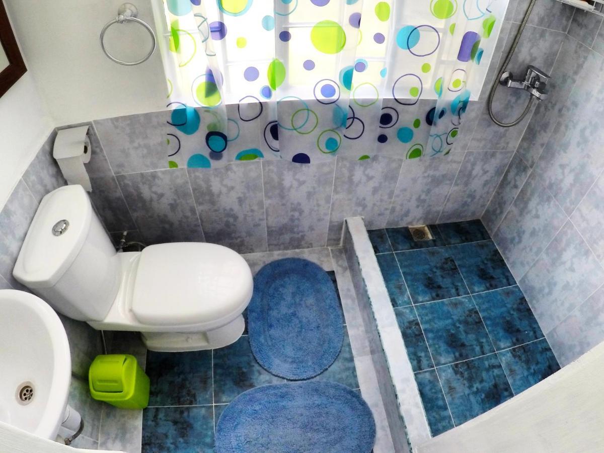 Surf House Guest house