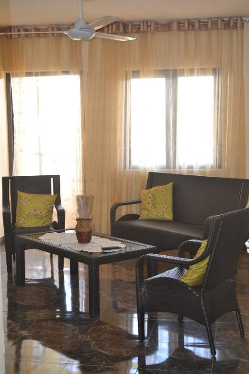 Apartment Apartment Is Calm Locality