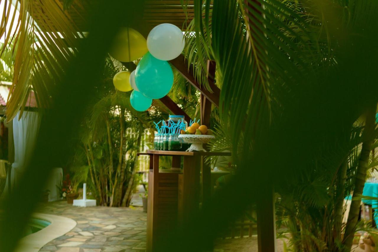 Apartment Pereybere Poolside Haven: Spacious Retreat Pereybere Beach