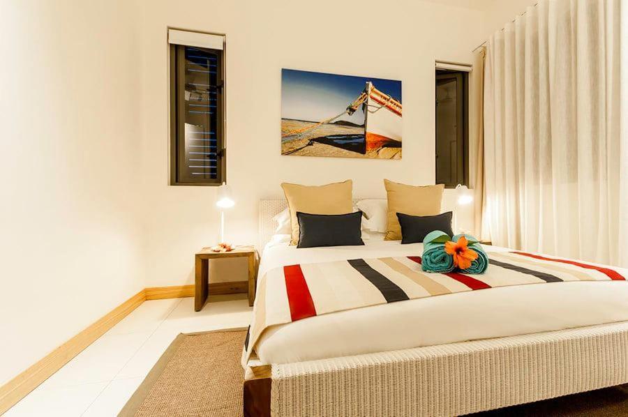 Apartment Cap Ouest Beachfront Residences Flic en Flac