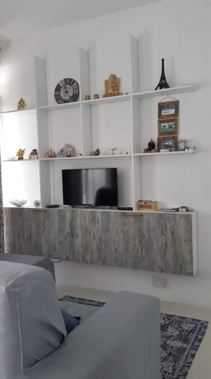 Emita Apartment