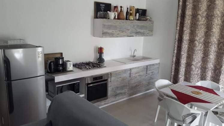 Apartment Emita Trou aux Biches