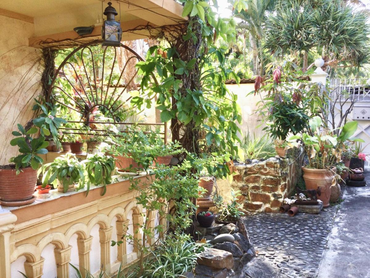 La Reine Creole Bed & Breakfast