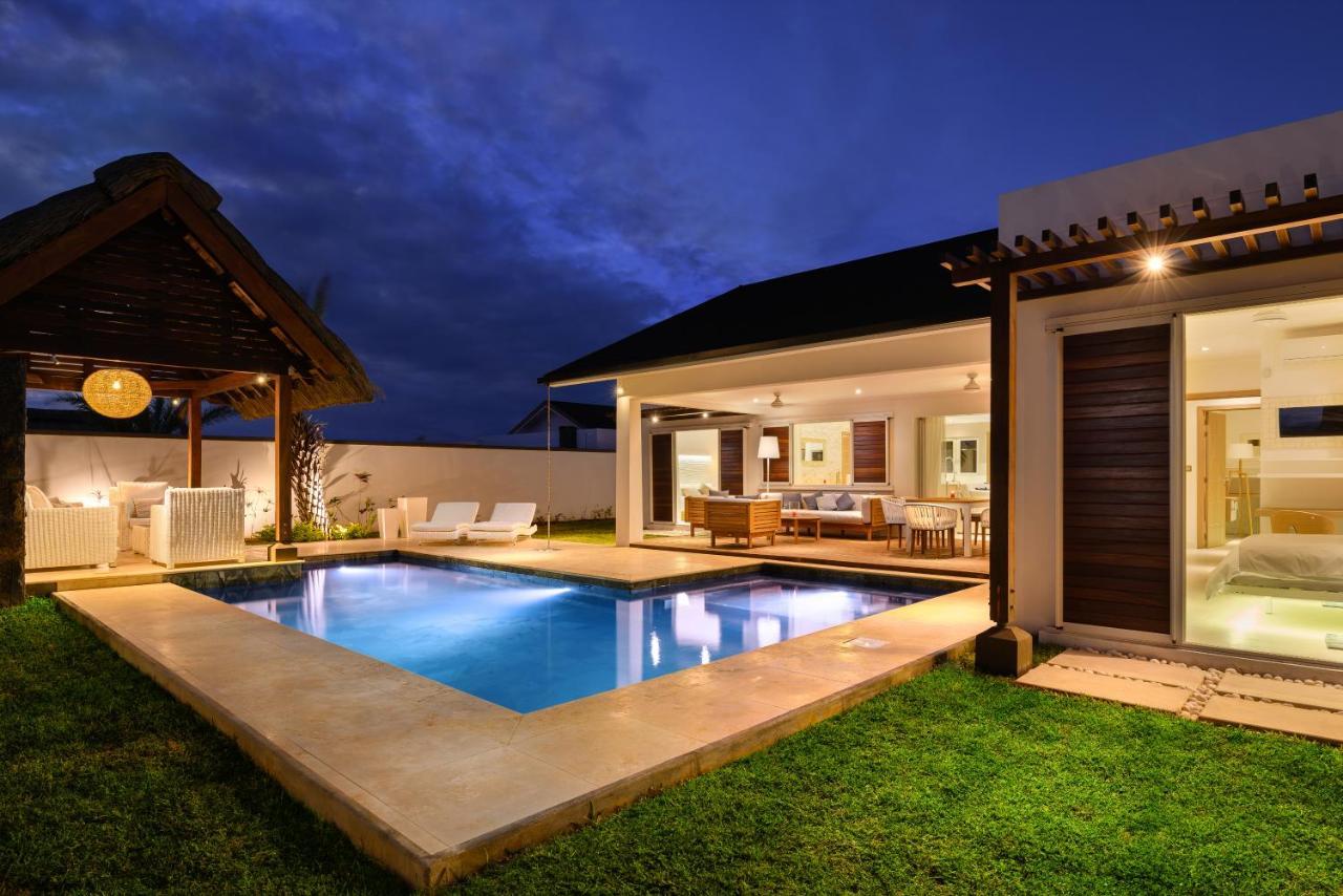 Clos Du Littoral By Fine & Country Villa *