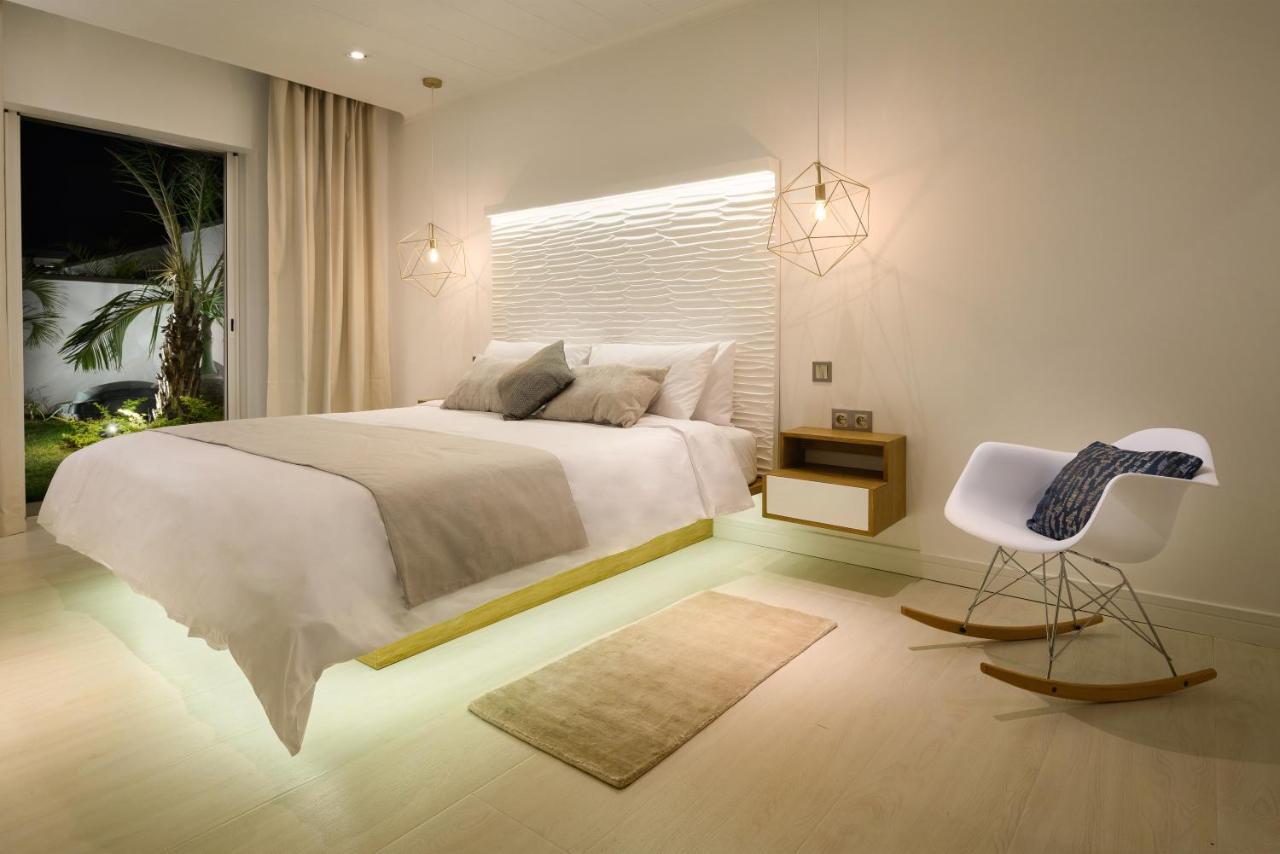 Clos Du Littoral By Fine & Country Villa *
