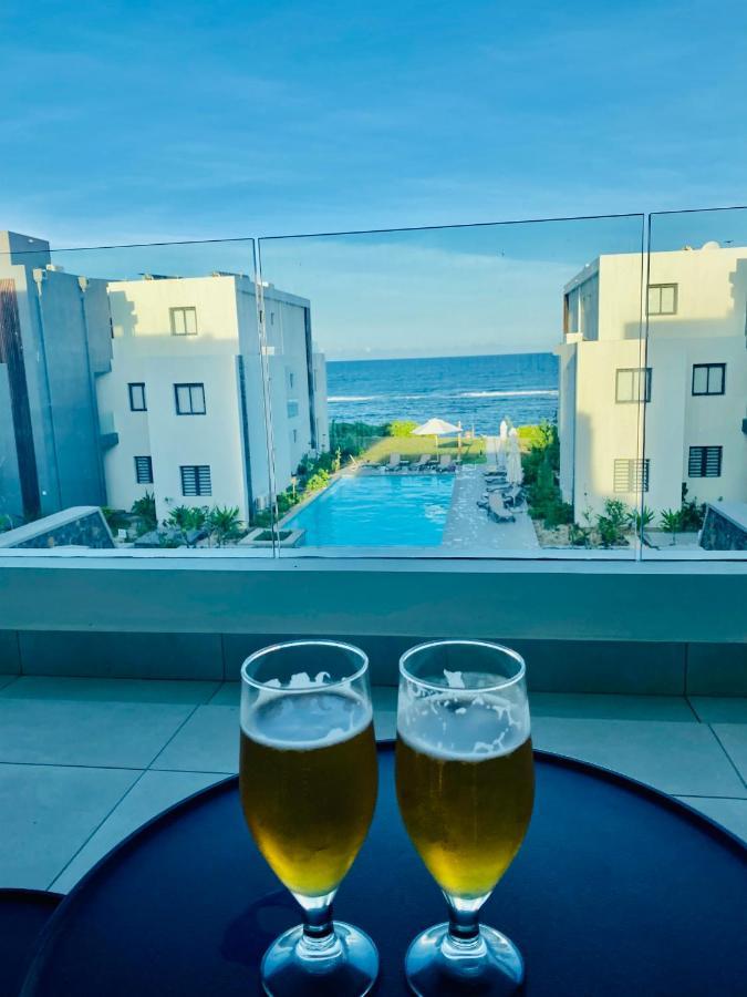 Eastern Blue Beachfront Luxury *