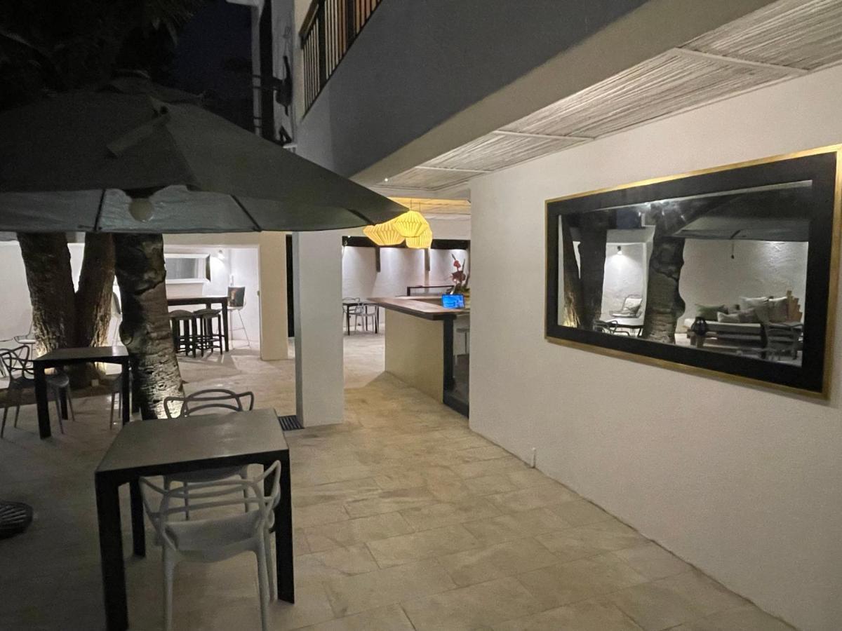 Hotel Cosy Sous Le Badamier