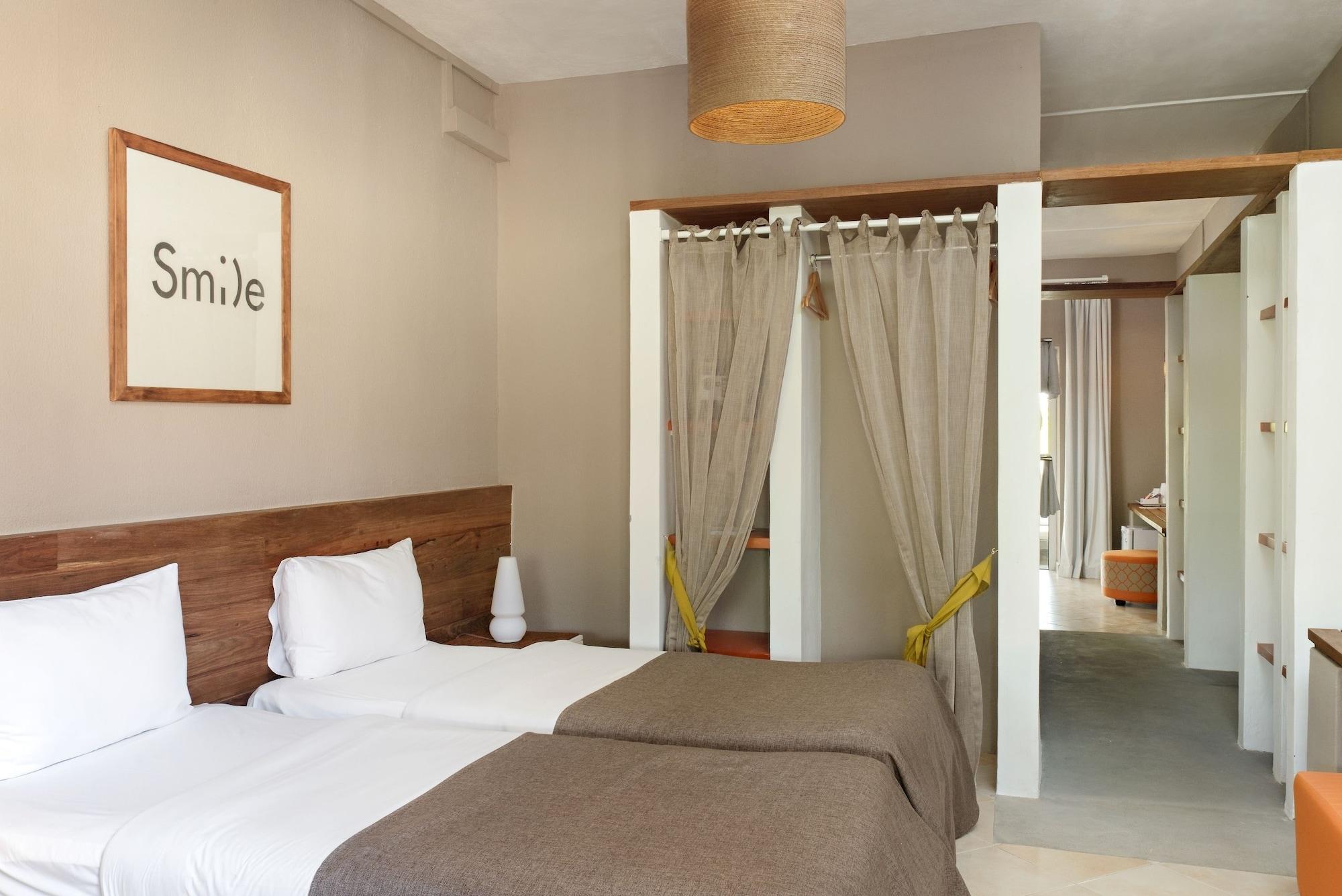 Friday Attitude Hotel
