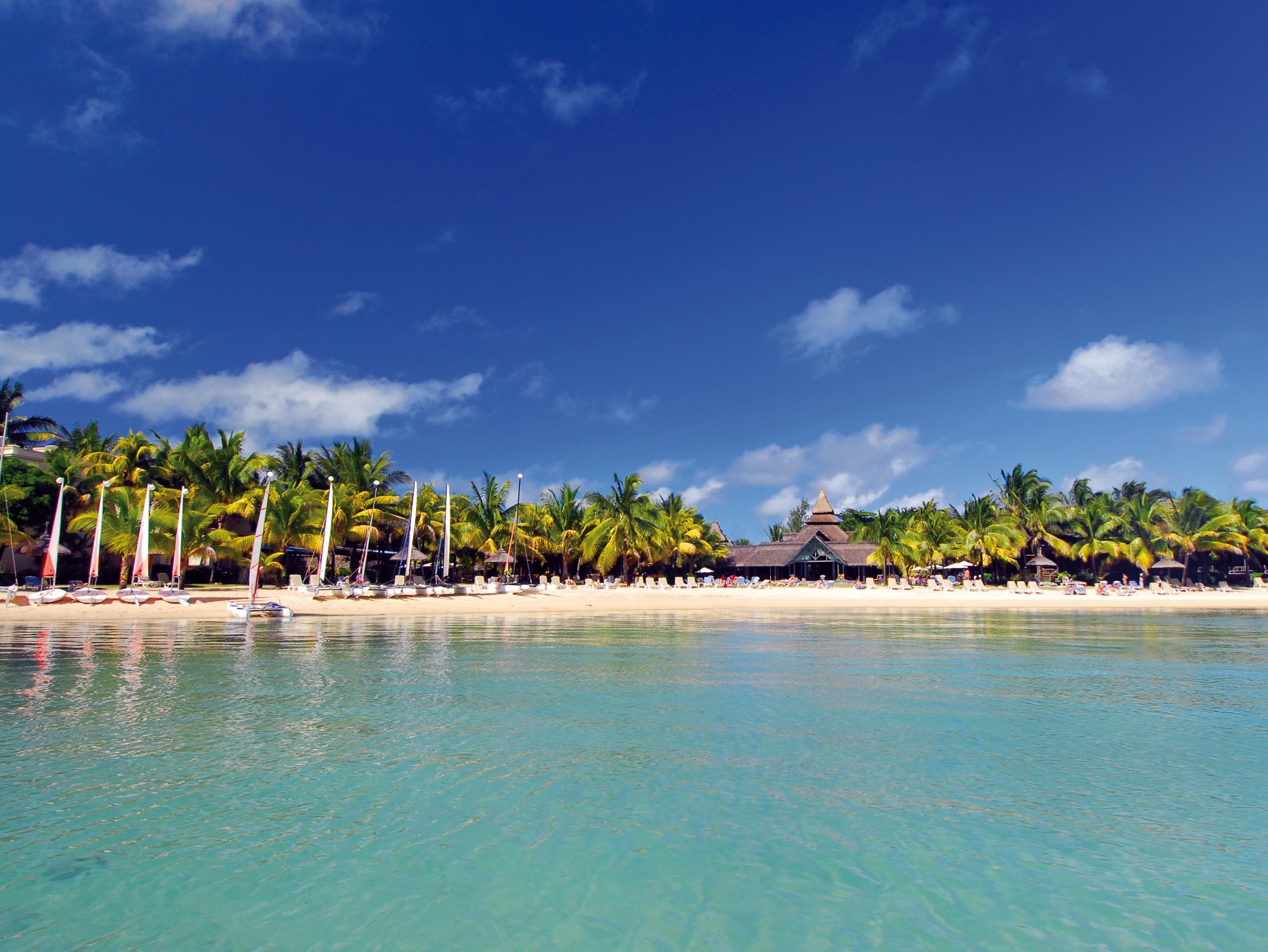 Shandrani Beachcomber & Blue Bay