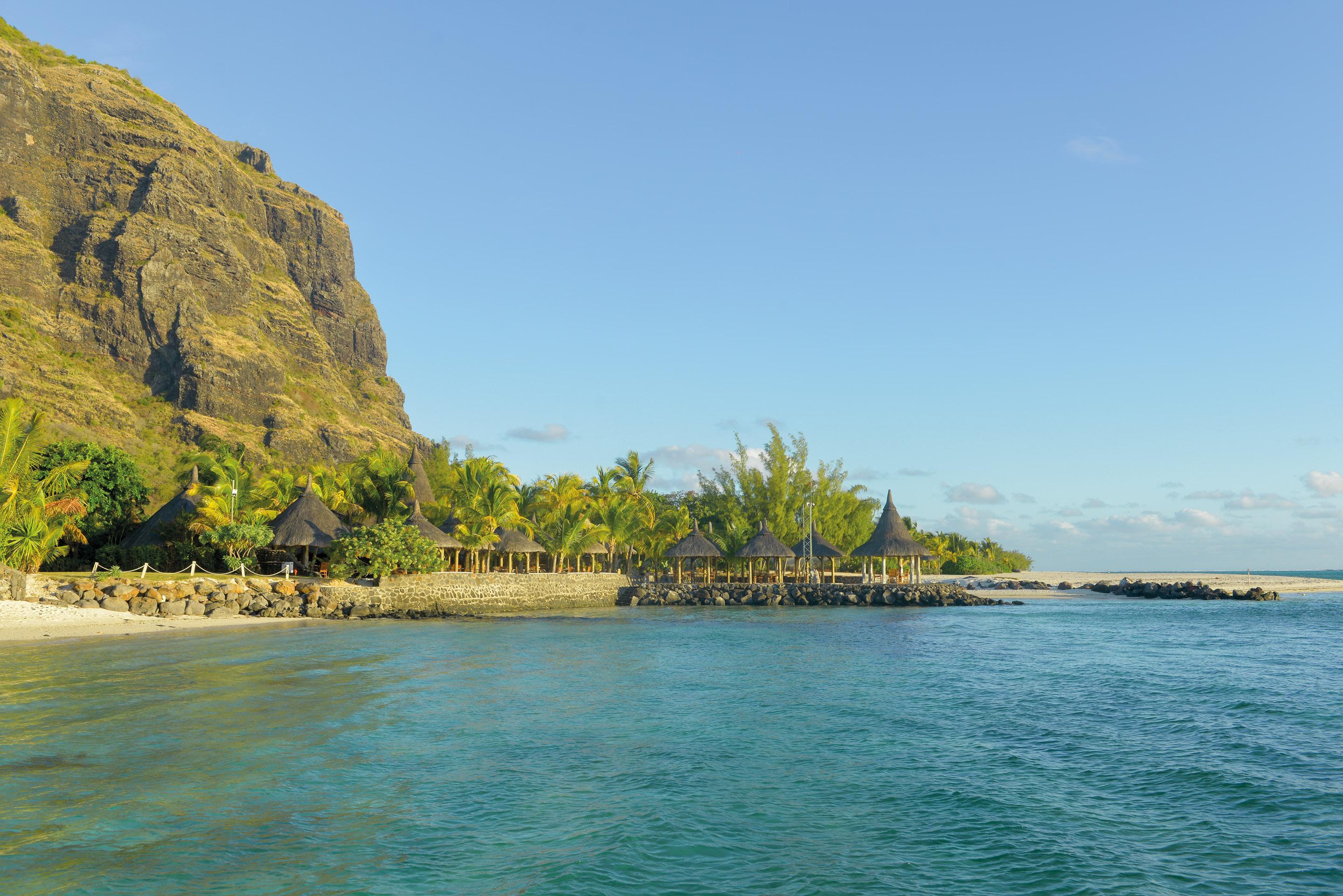 Paradis Beachcomber Golf & Hotel
