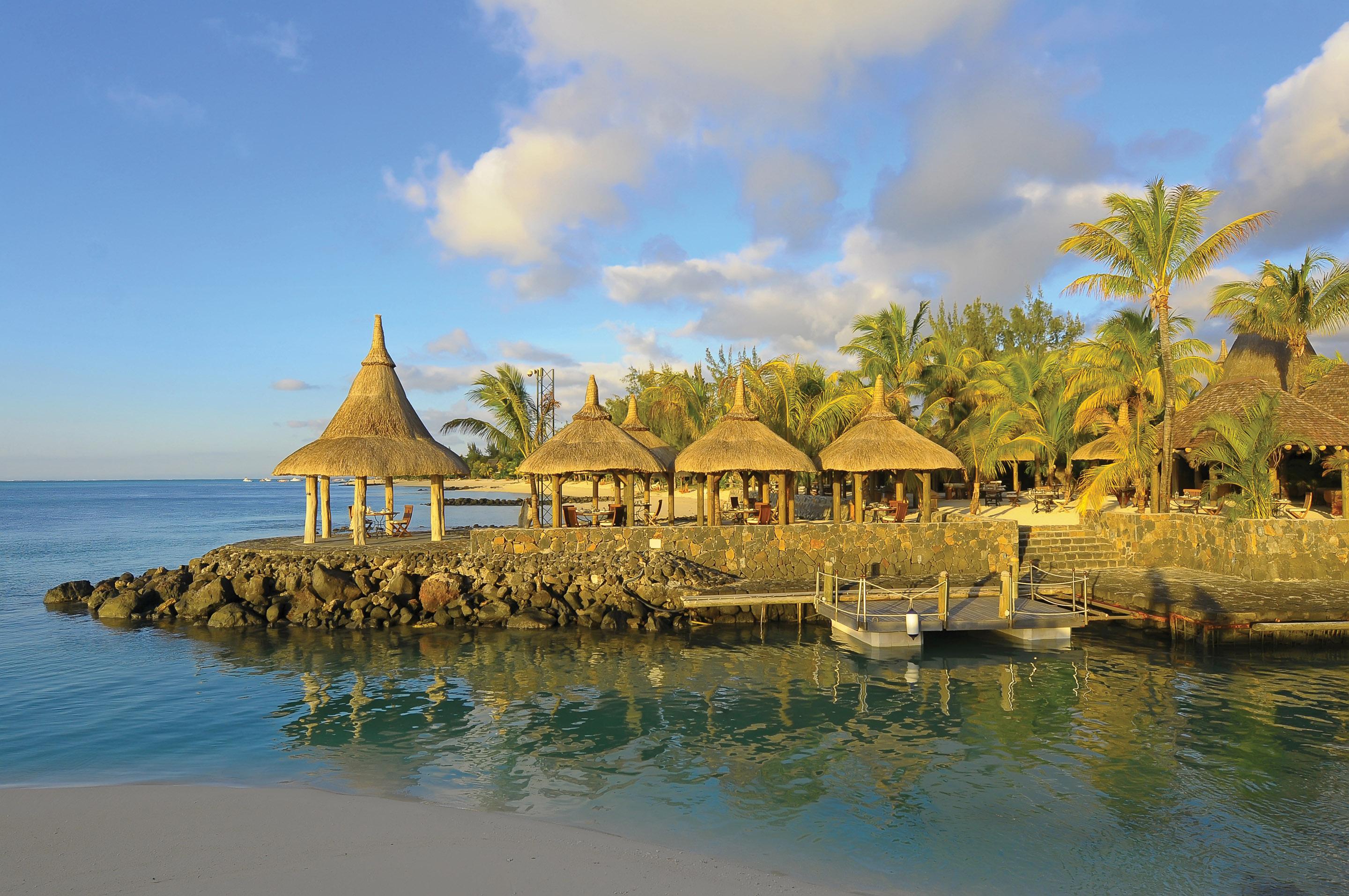 Paradis Beachcomber Golf & Hotel