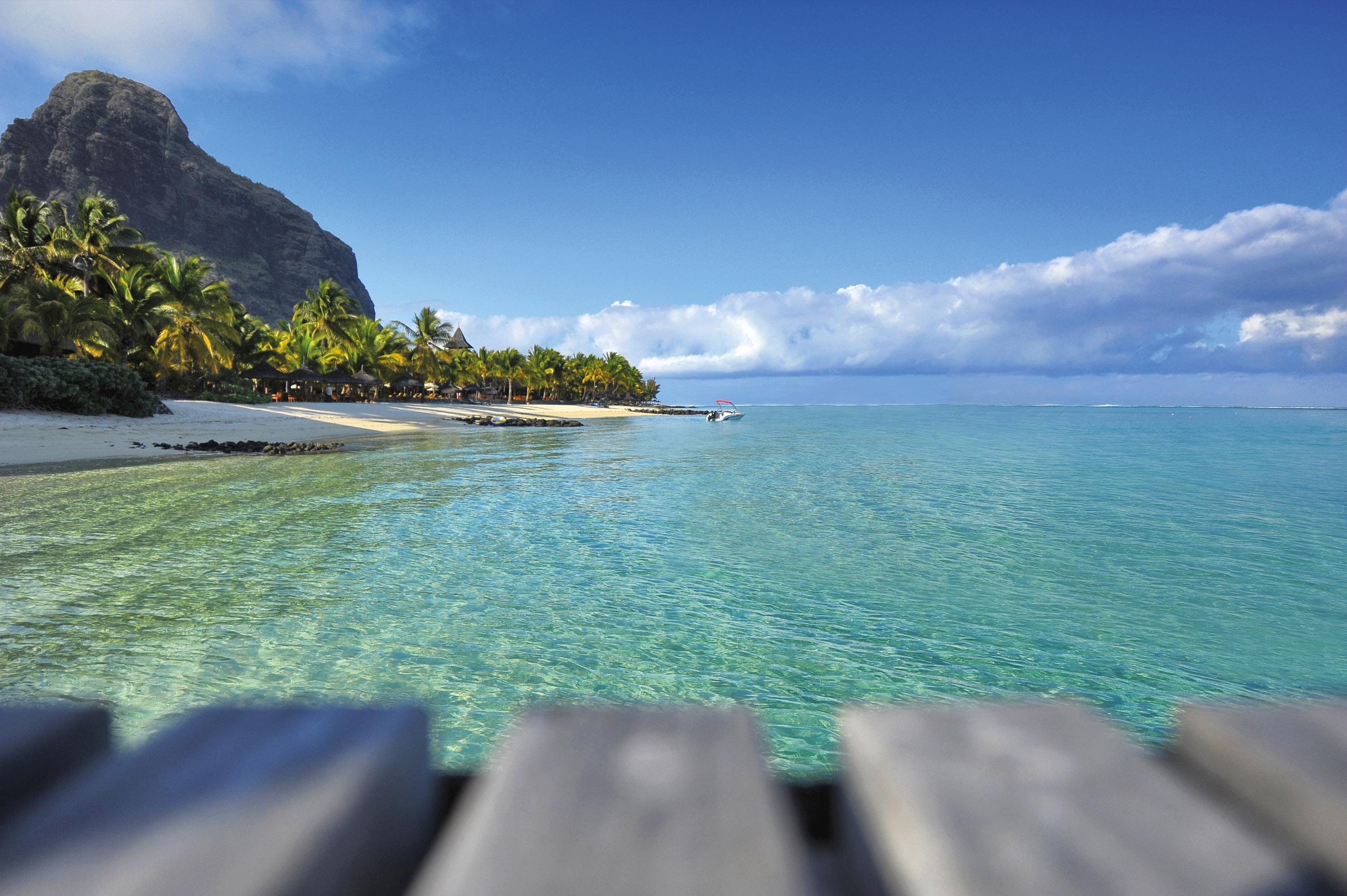 Paradis Beachcomber Golf & Hotel 5*