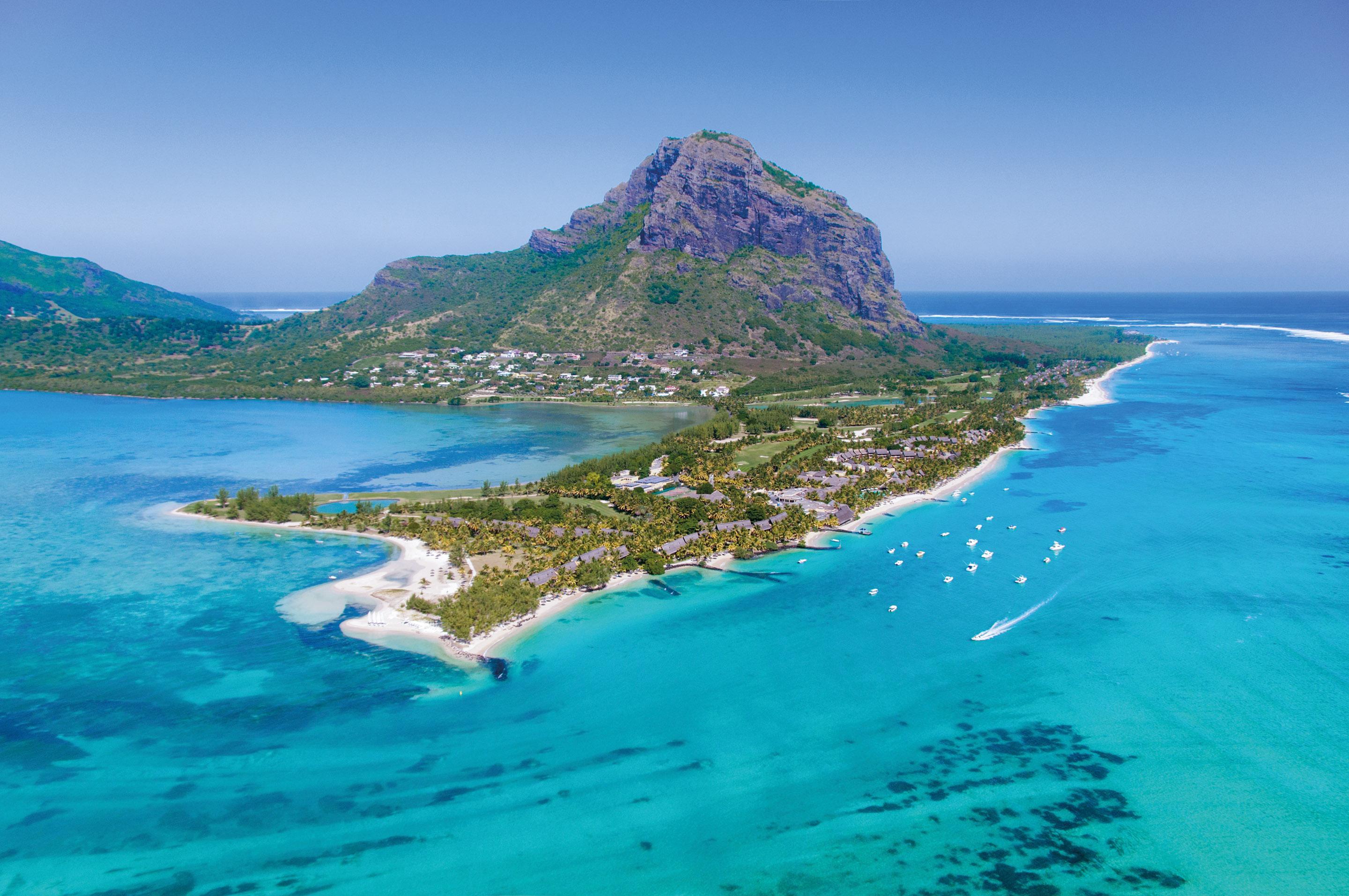 Paradis Beachcomber Golf & Hotel