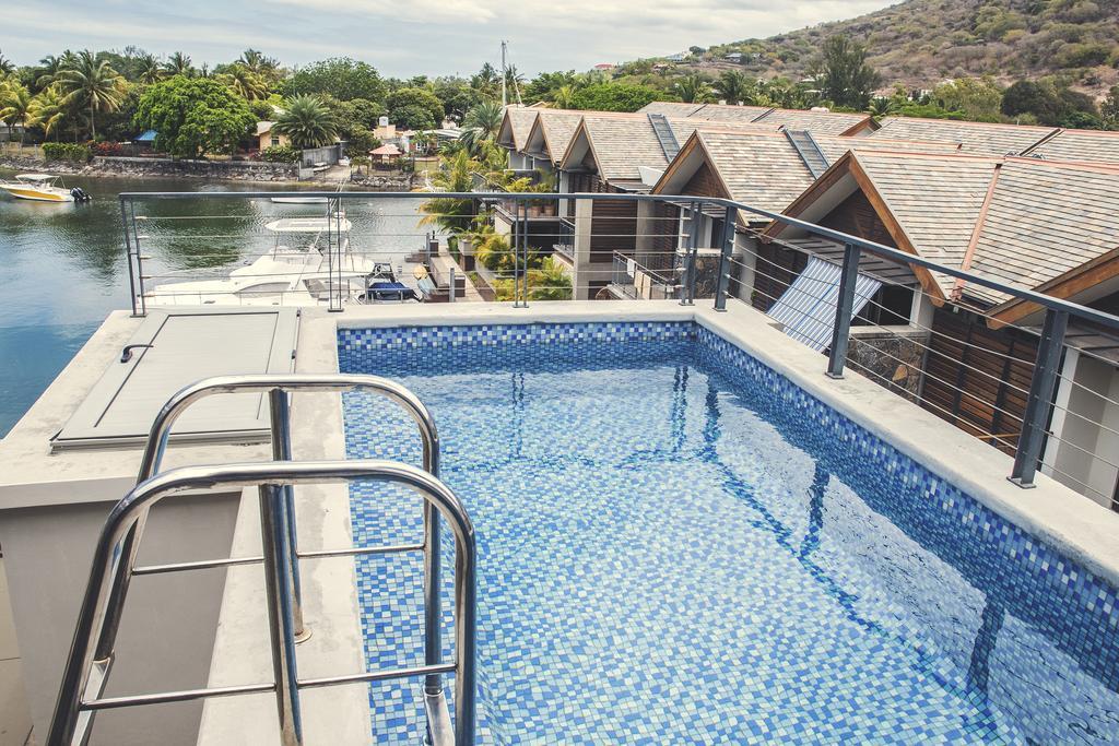 Apartment West Island By Horizon Holidays *