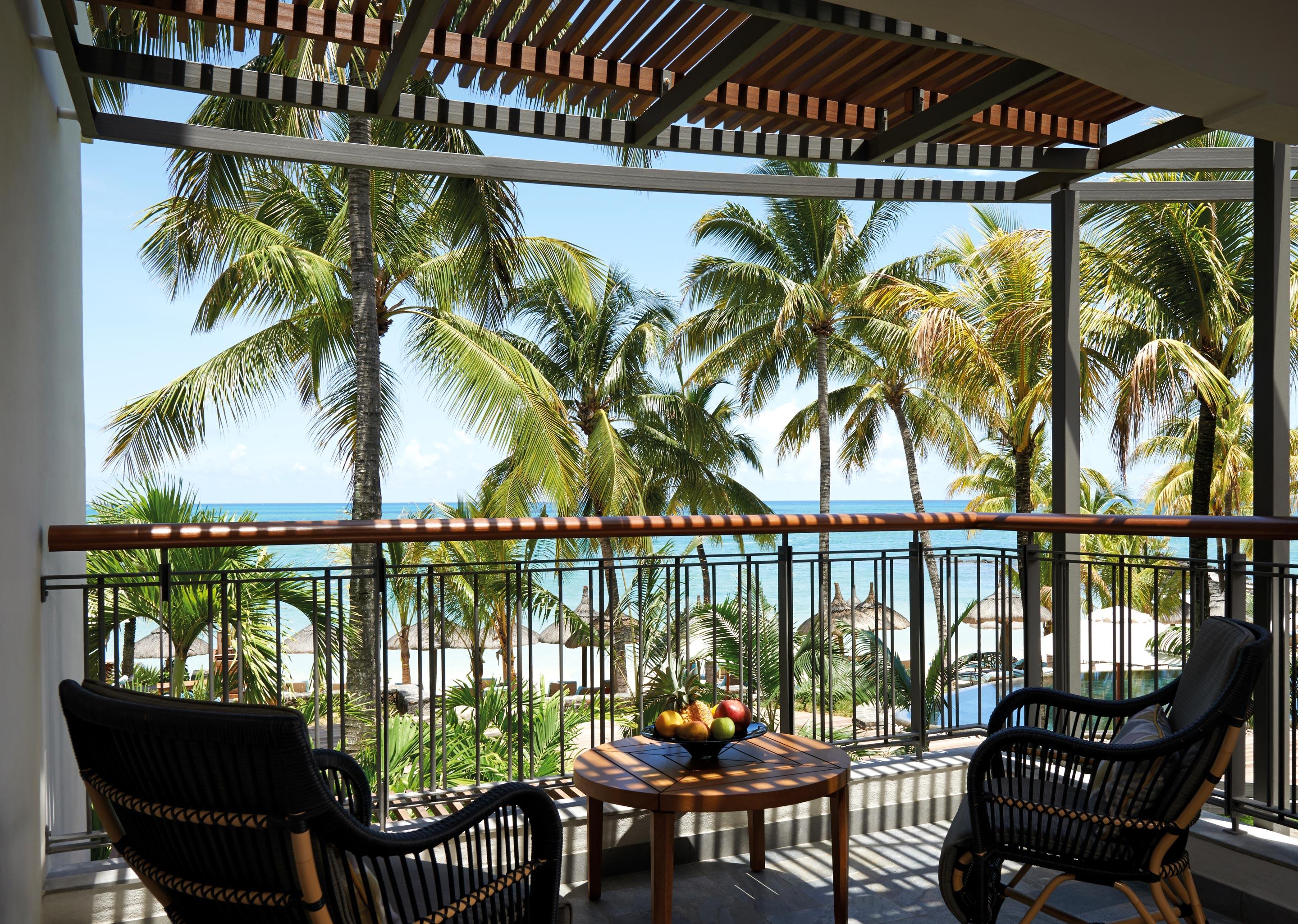 Royal Palm Beachcomber Luxury Resort