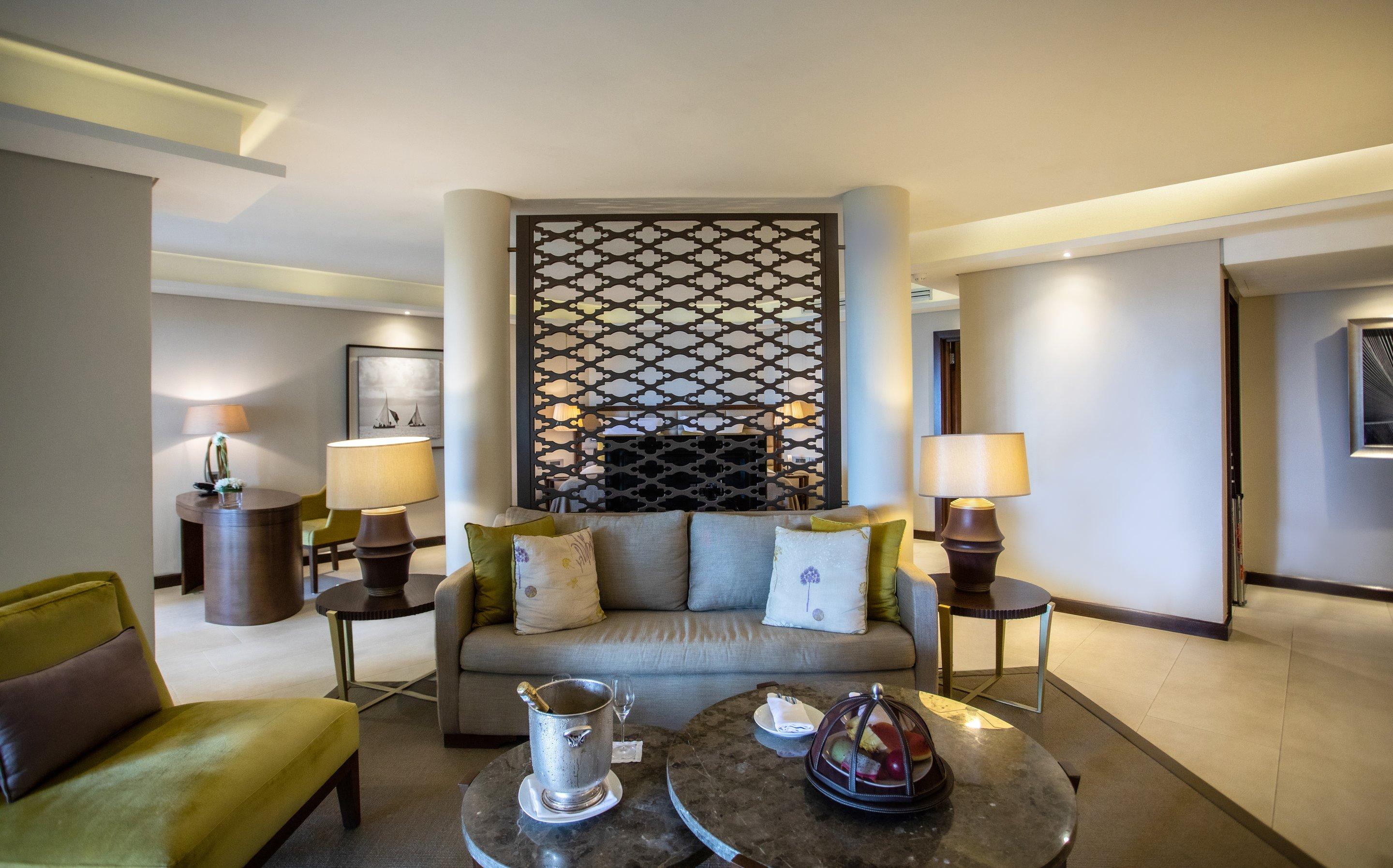 Resort Royal Palm Beachcomber Luxury 5*