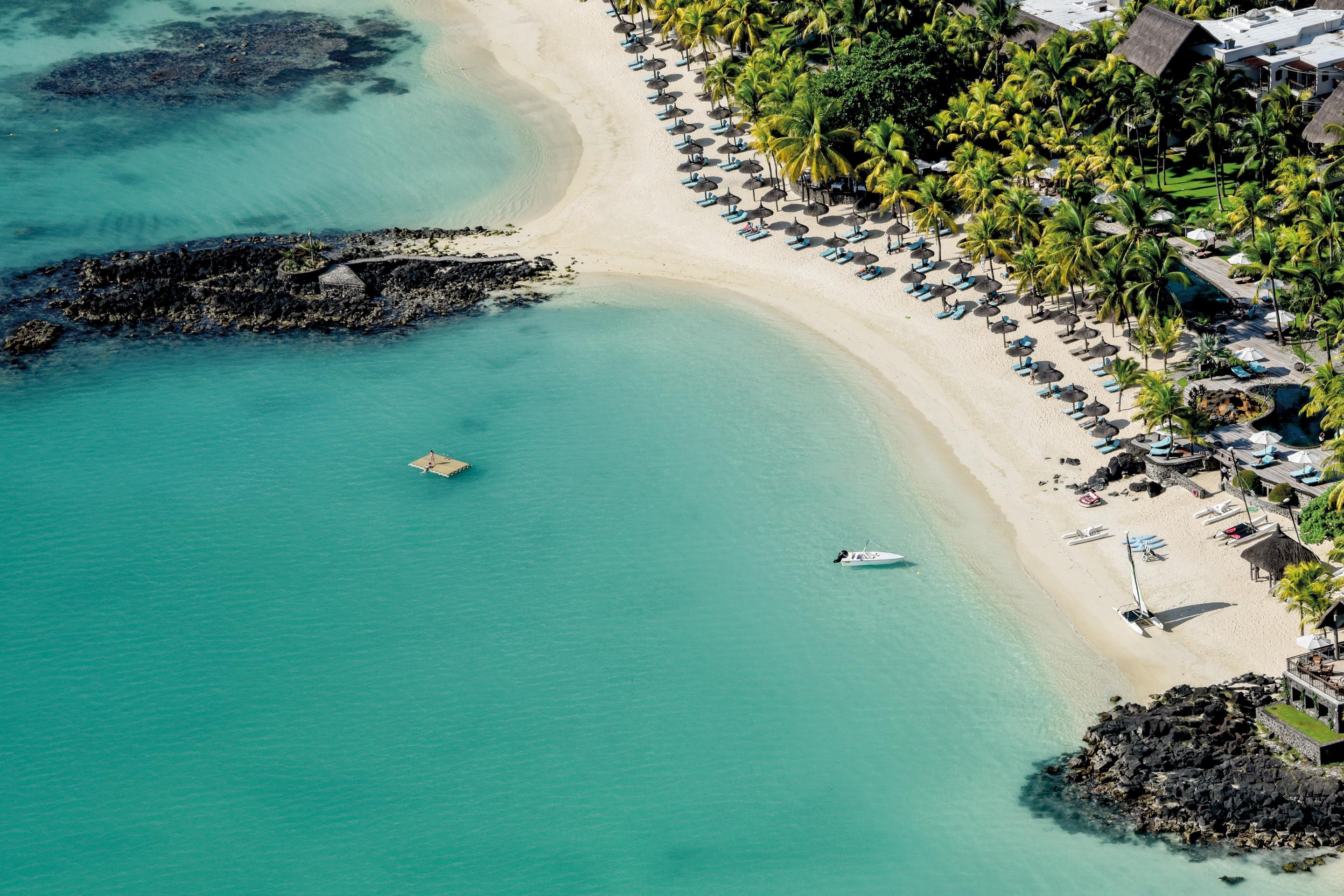 Royal Palm Beachcomber Luxury Resort 5*