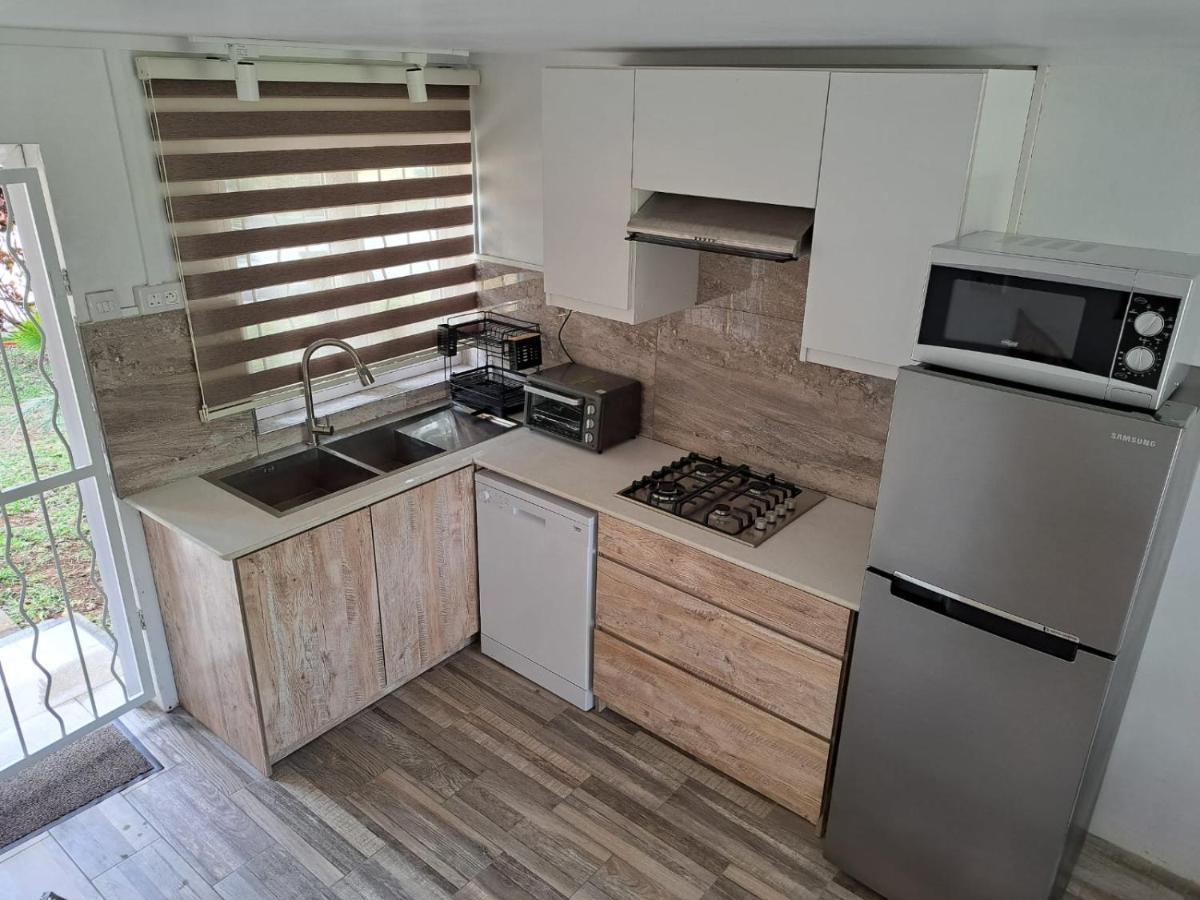 Complex Aquamarine Apartment