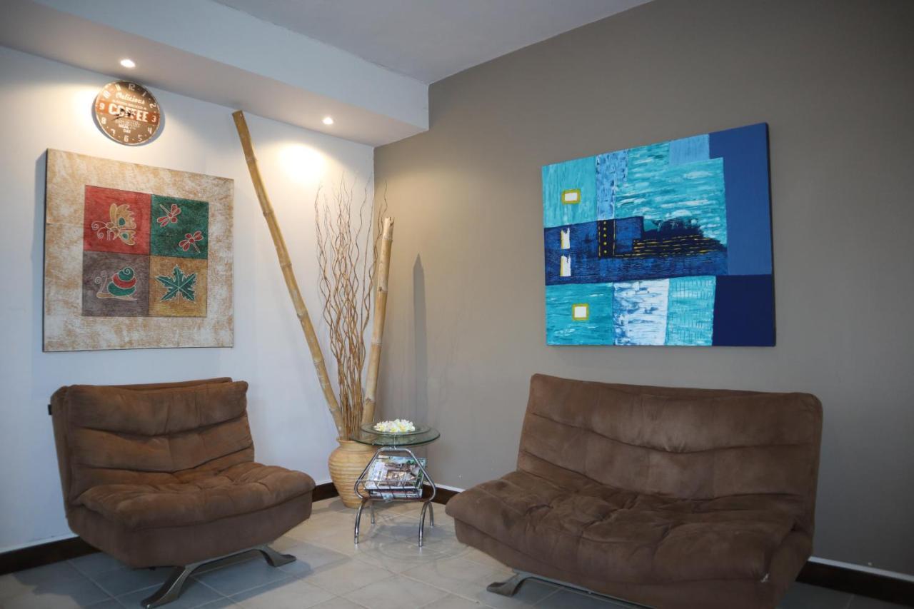 Le Du Bonheur & Car Guest house