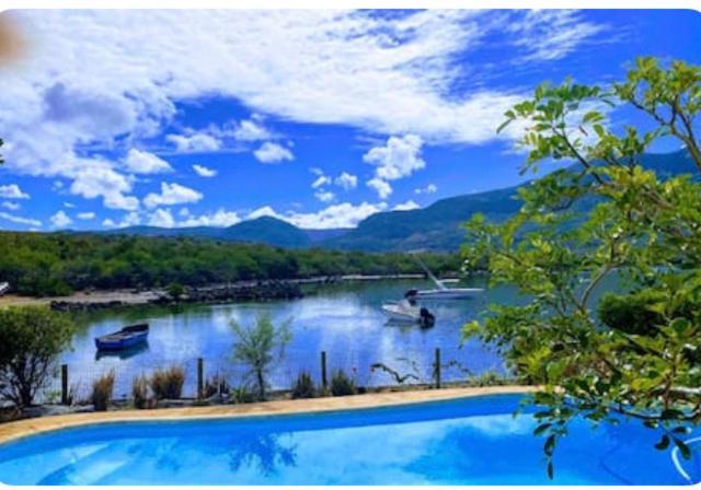 21lg Ilot Fortier M Sea Front And Swimming Pool Holiday home Riviere Noire