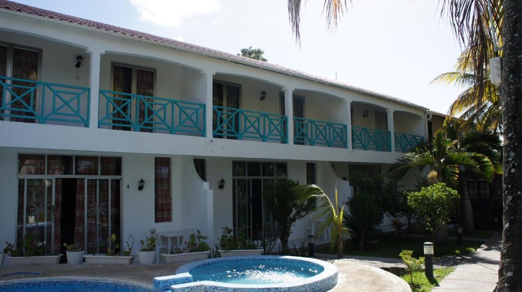 Coral Azur Cosi Holidays Hotel 2*