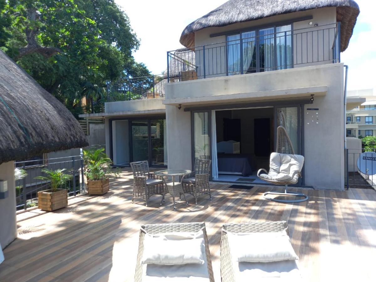 Apartment Beachfront By M&h Tamarin