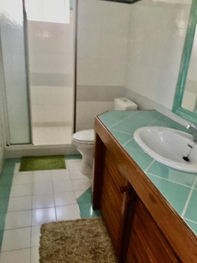 Fully Furnished Luxury 3 Right On A Blue Ocean *