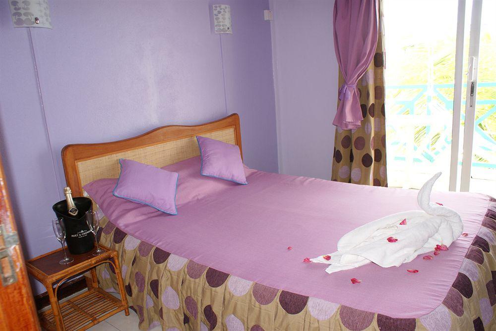 Coral Azur Cosi Holidays