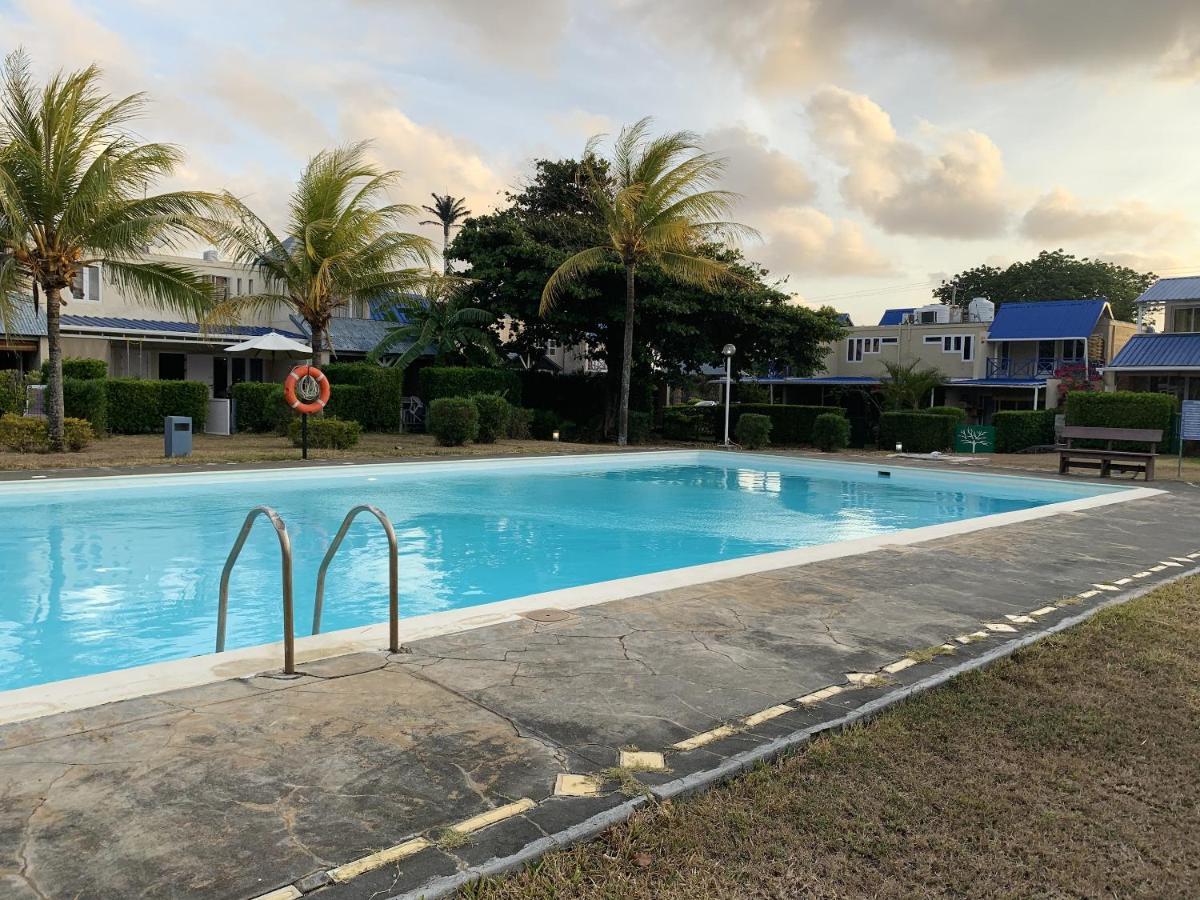 Charming In 60 M² With Shared Pool Apartment Grand Baie