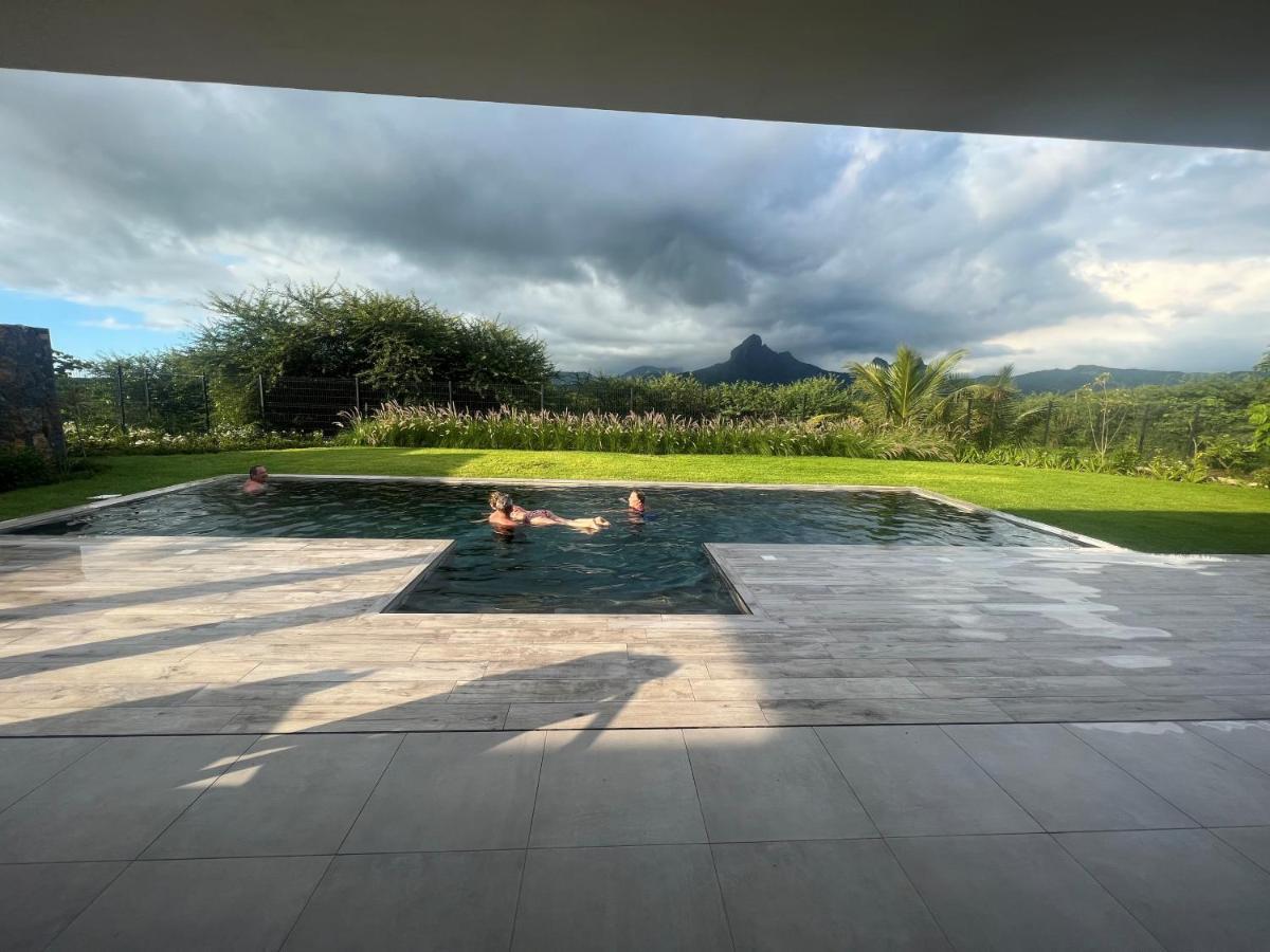 Villa Santosha