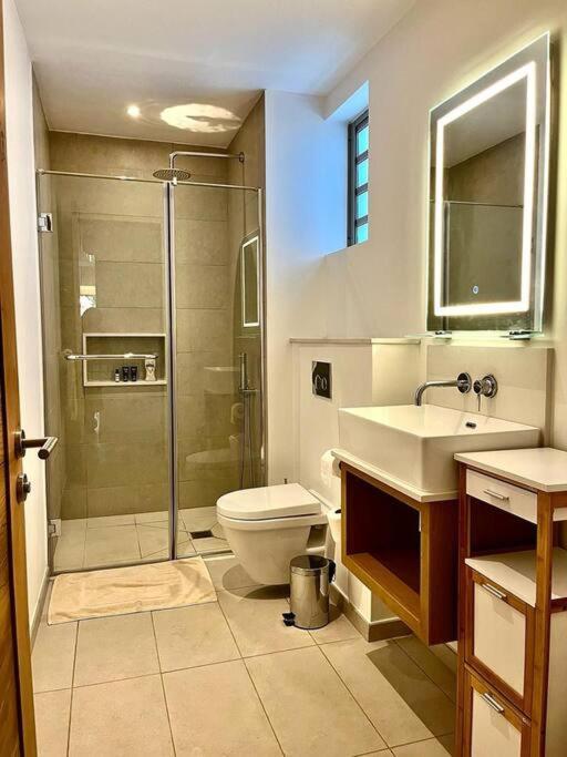 Apartment A Beachfront Haven - Ocean Point B2