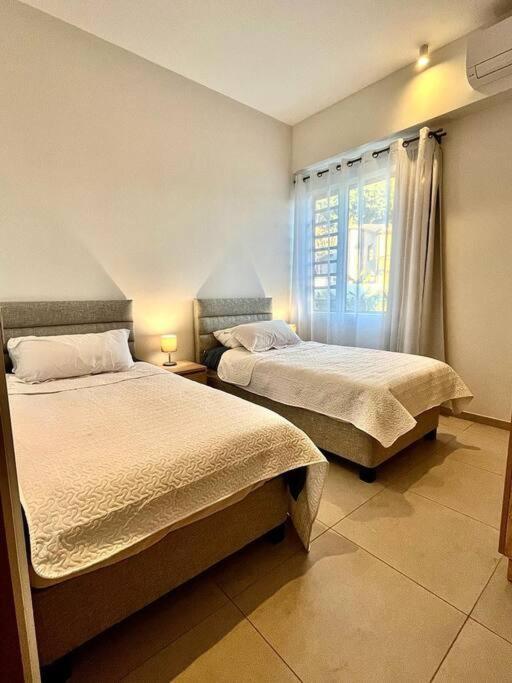 A Beachfront Haven - Ocean Point B2