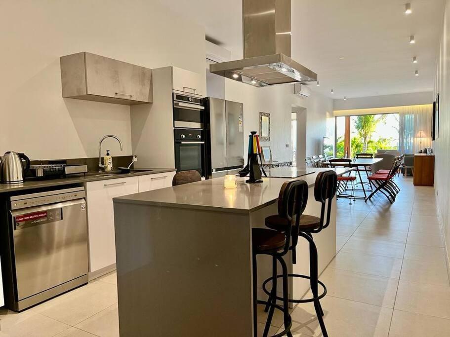 A Beachfront Haven - Ocean Point B2