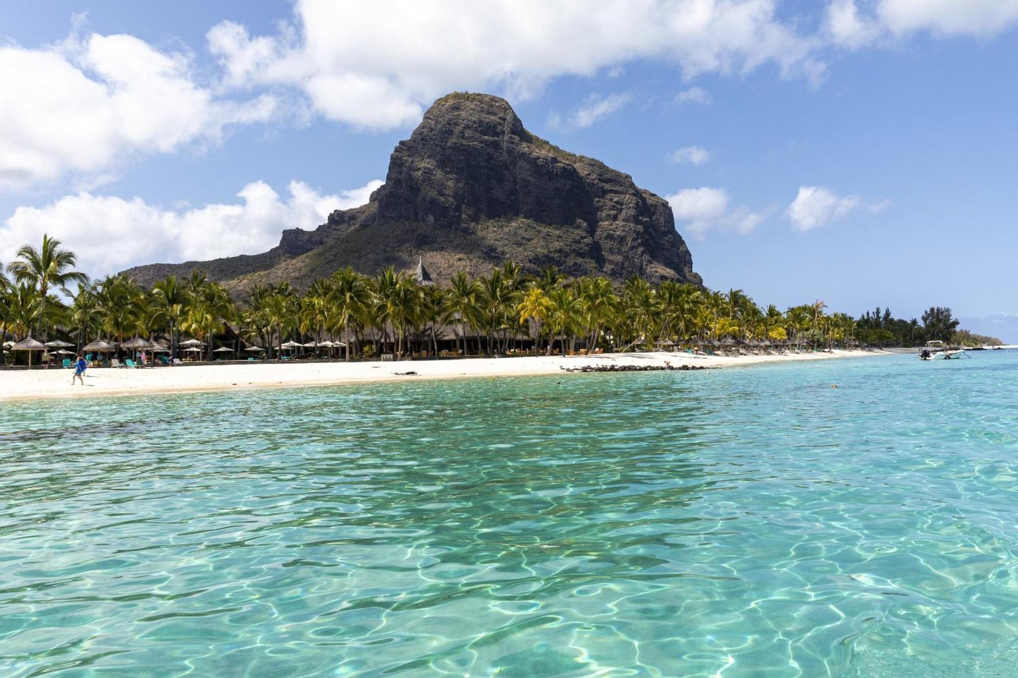 Paradis Beachcomber Golf & Hotel 5*