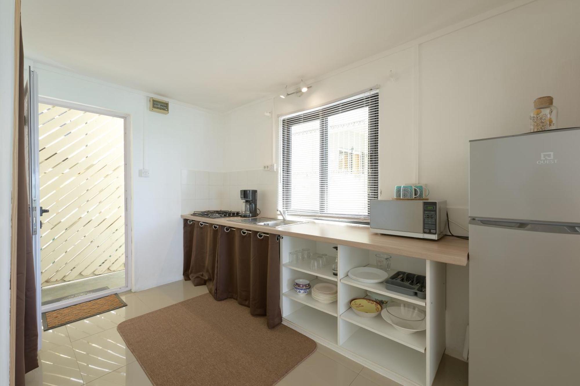 Lagoon View Apartment *