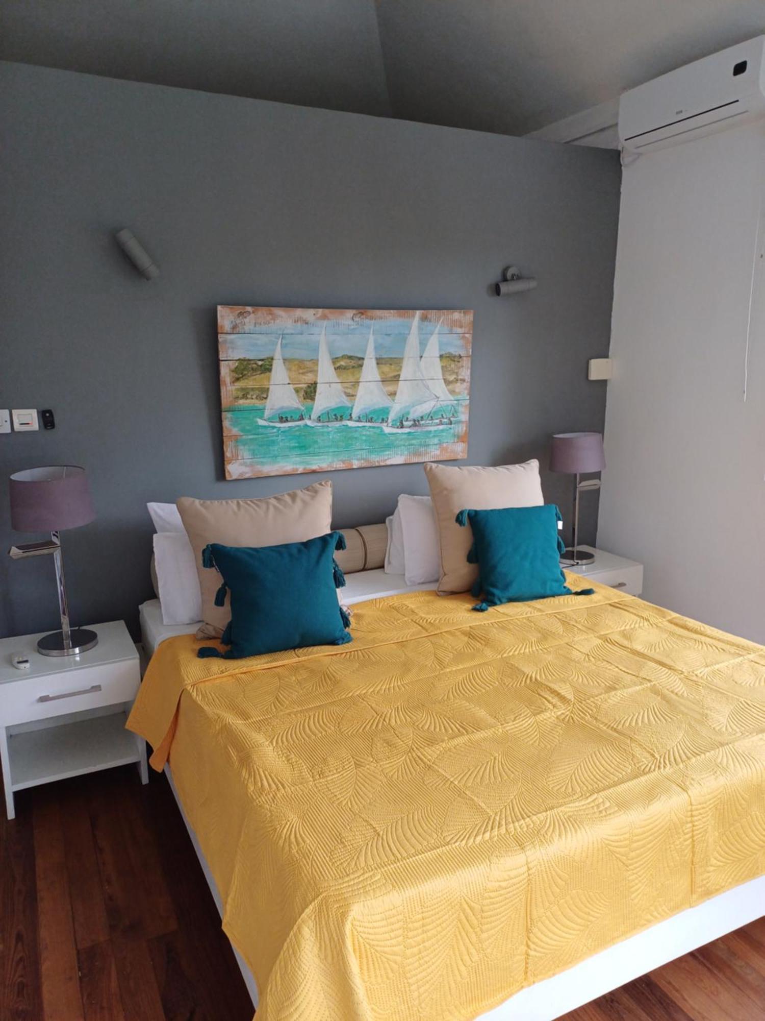 Explora Prestige Bed & Breakfast 3*