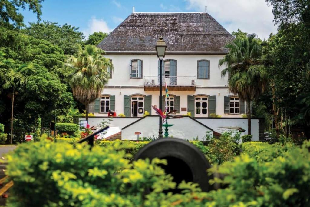 Charming 2 Bedroom Private House