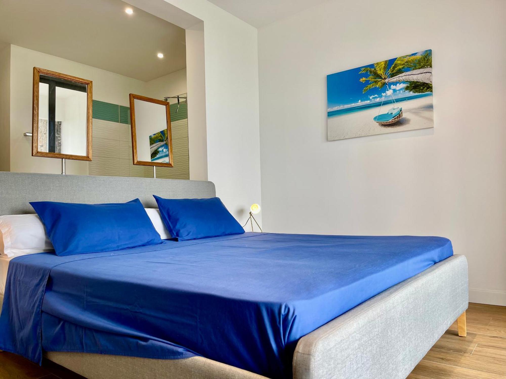 Apartment 2 Avec Piscine, Vue Sur La Baie