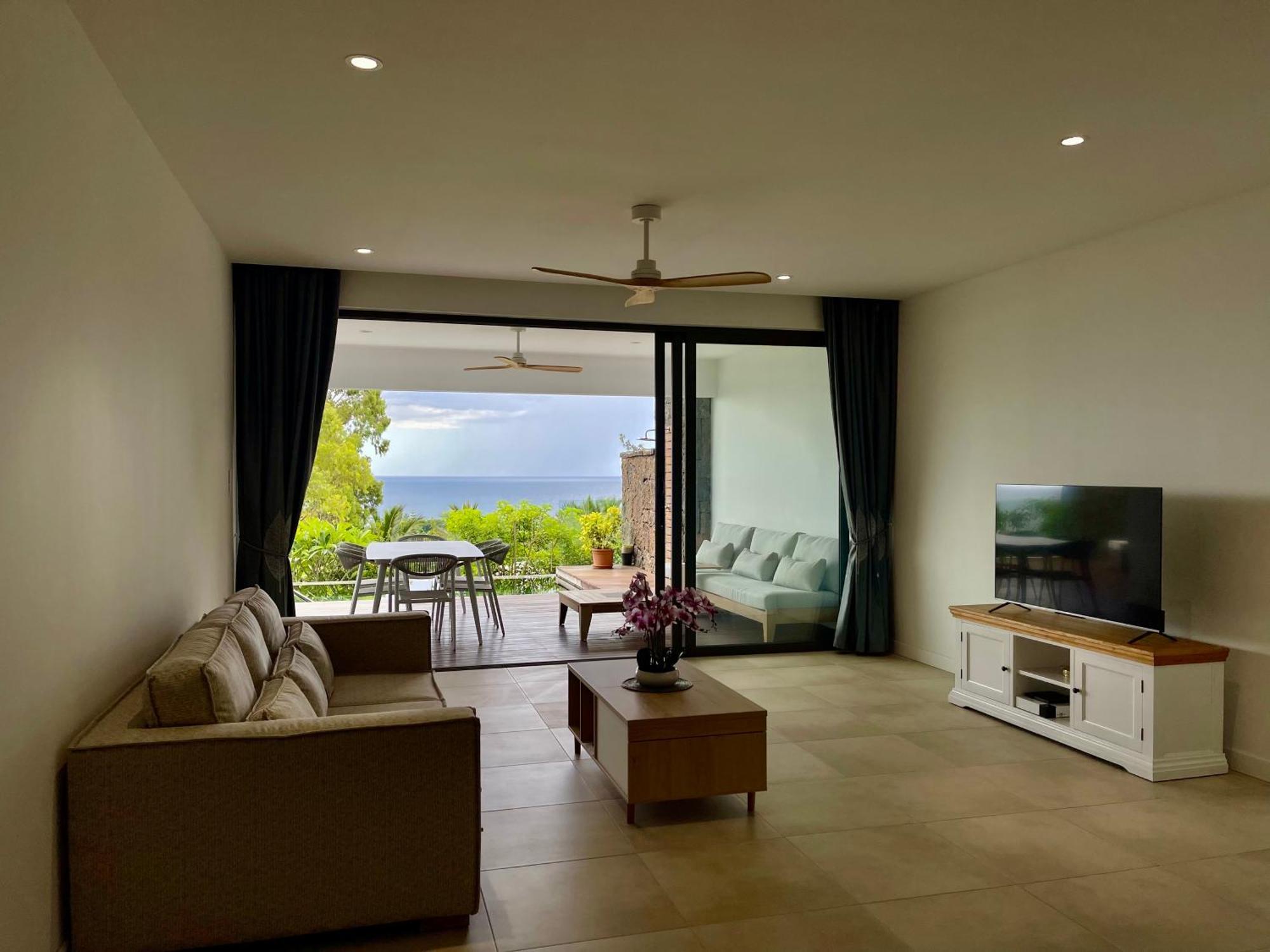 2 Avec Piscine, Vue Sur La Baie *